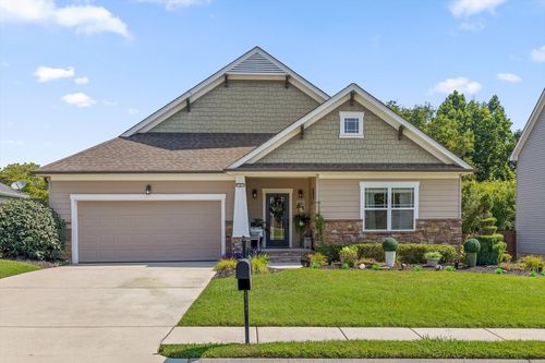 7560 Hampstead Hall Dr, Ooltewah, TN, 37363-9828 | Card Image