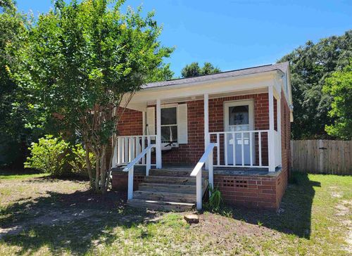 514 Nw Syrcle Dr, Pensacola, FL, 32507-3227 | Card Image