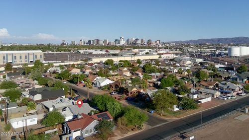 1950 W Palm Ln, Phoenix, AZ, 85009-2811 | Card Image