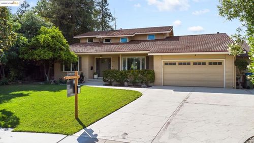 275 La Quinta Ct, Walnut Creek, CA, 94598-3649 | Card Image