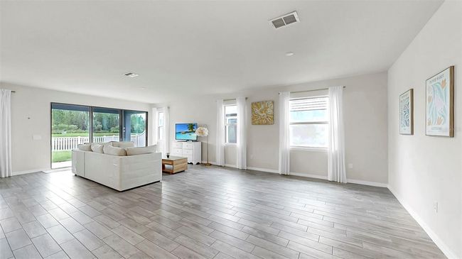10842 Rolling Moss Rd, House other with 4 bedrooms, 2 bathrooms and null parking in TAMPA FL | Image 21
