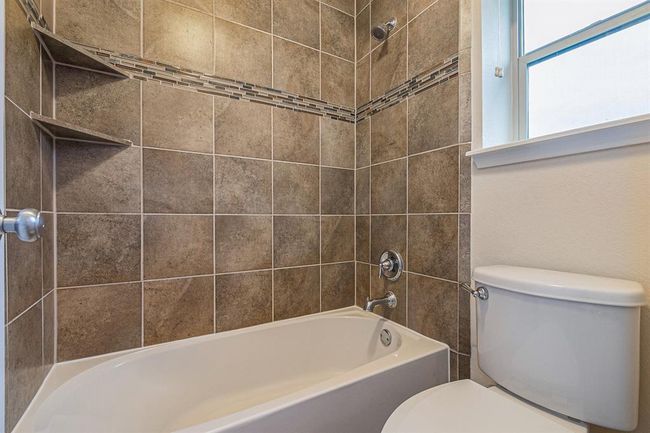 9215 Union Meadow Ln, House other with 4 bedrooms, 4 bathrooms and 2 parking in Cypress TX | Image 29