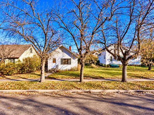 306 Timmons St, Scobey, MT, 59263-7793 | Card Image