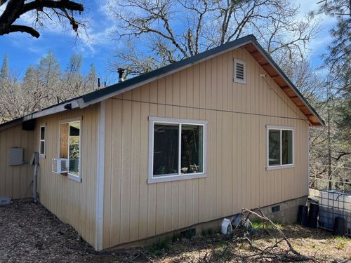 2150 Salt Gulch Rd, Hayfork, CA, 96041 | Card Image