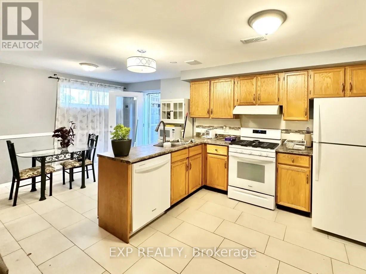 Residential Lease in Whitby (Pringle Creek) 4
