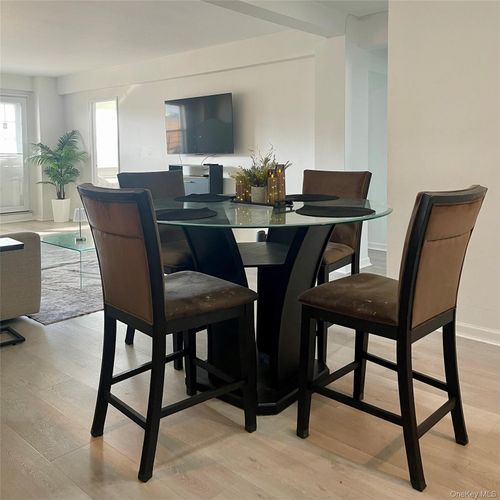 apt-10m-89 Parsons Blvd, Jamaica, NY, 11432-6058 | Card Image