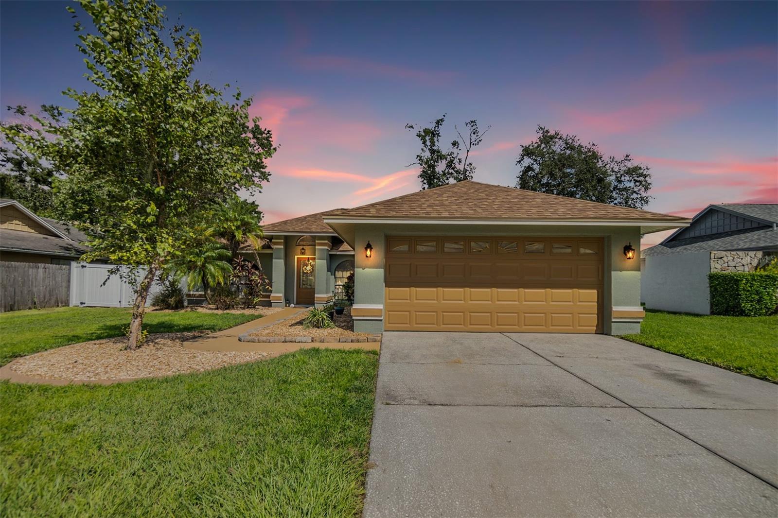 Pine Lake St, Land O Lakes, FL 34639