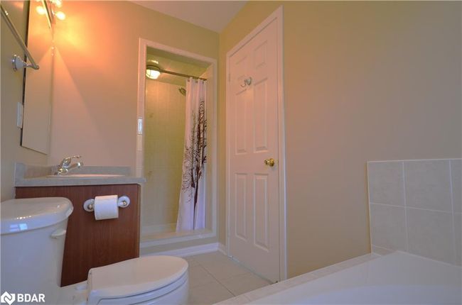 21 Red Pine Cres, House other with 2 bedrooms, 2 bathrooms and 6 parking in Wasaga Beach ON | Image 18