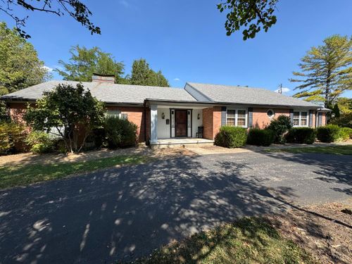 353 Hiatt Ave, Wilmington, OH, 45177-1503 | Card Image