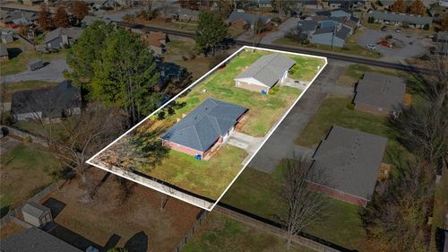 1011/1013 Nw 12th Street, Bentonville, AR, 72712 | Card Image