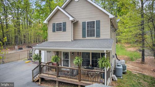 621 Panther Dr, WINCHESTER, VA, 22602-3528 | Card Image