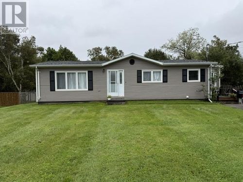 130 Walker Ave, Summerside, PE, C1N4W8 | Card Image