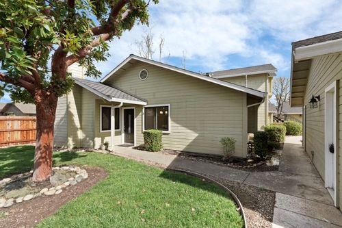 apt-3-1901 S Mills Ave, Lodi, CA, 95242-4470 | Card Image