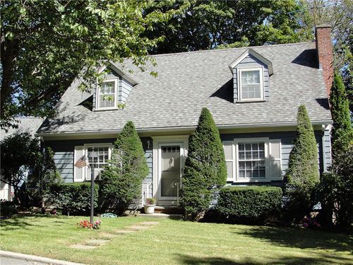 21 Peckham Ave, North Providence, RI, 02908-1009 | Card Image
