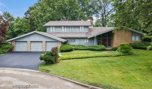 445 Chapel Hill Ln, Northfield, IL, 60093-2905 | Card Image