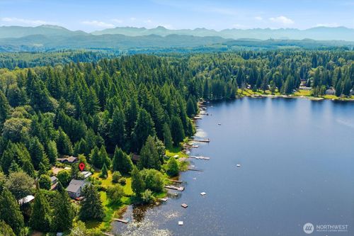 11321 E Lake Joy Dr Ne, Carnation, WA, 98014-6833 | Card Image