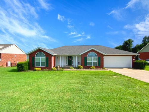 925 E Lowell Ave, Cave Springs, AR, 72718-8425 | Card Image