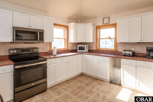 987 Corolla Dr, Corolla, NC, 27927-9685 | Card Image