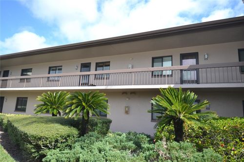 106-106 Camille Ct, OLDSMAR, FL, 34677-2232 | Card Image