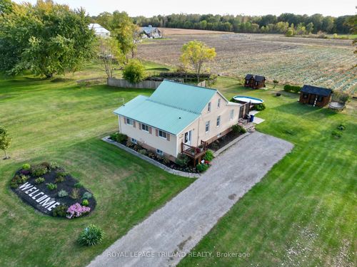 37 Broadway St, Newbury, ON, N0L1Z0 | Card Image