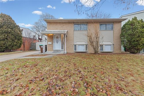 31733 E Ditner Dr, Rockwood, MI, 48173-1014 | Card Image