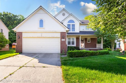 43159 Sandstone Dr, Novi, MI, 48377-2718 | Card Image