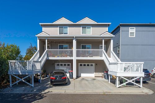 7871 Jacqueline Way, White City, OR, 97503-1761 | Card Image