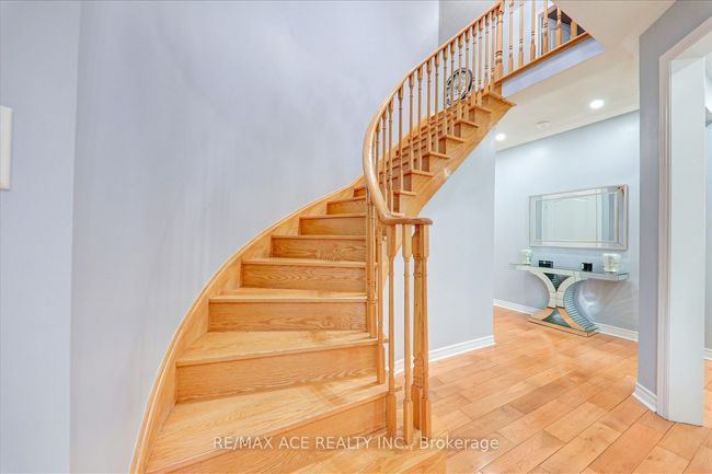 82 Warnford Cir, House other with 7 bedrooms, 5 bathrooms and 4 parking in Ajax ON | Image 20
