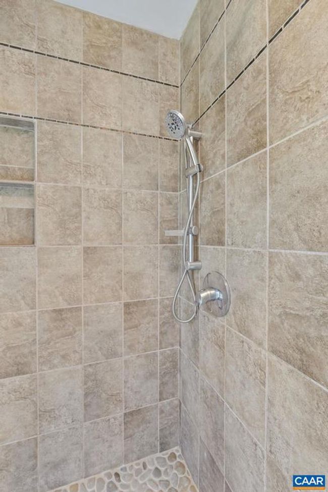 310 Gloucester Rd, House other with 4 bedrooms, 3 bathrooms and null parking in CHARLOTTESVILLE VA | Image 26