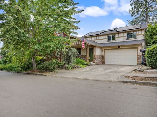 18377 Davis St, Sandy, OR, 97055-9332 | Card Image