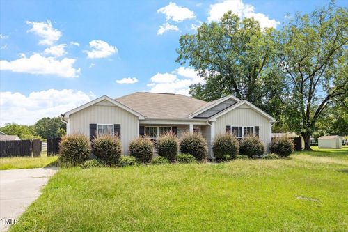 170 Johnston Farms Dr, Smithfield, NC, 27577-5592 | Card Image