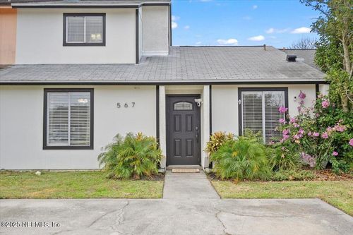 567 Aquatic Dr, ATLANTIC BEACH, FL, 32233-3851 | Card Image