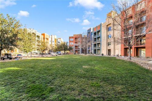 226-62 E Serene Ave, Las Vegas, NV, 89123-7800 | Card Image