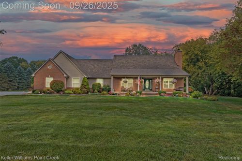 75187 Peters Dr, Bruce Twp, MI, 48065-2528 | Card Image
