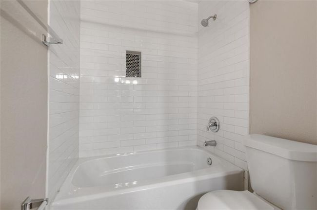 B - 2404 Burleson Ct, Home with 2 bedrooms, 1 bathrooms and 2 parking in Austin TX | Image 19