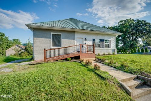 427 Highland Avenue, Johnson City, TN, 37604 | Card Image