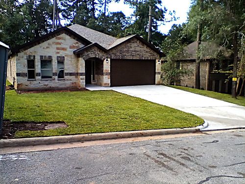 1505 Woodland Valley Dr, Huntsville, TX, 77340 | Card Image