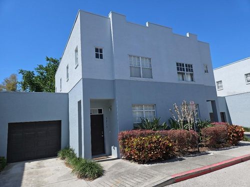 5213 Olmstead Bay Pl, TAMPA, FL, 33611-3378 | Card Image