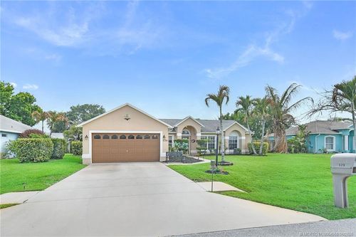 526 Ne Vanda Terrado, JENSEN BEACH, FL, 34957-6655 | Card Image