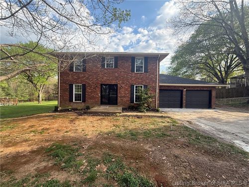 9039 Richland Dr, Georgetown, IN, 47122-8831 | Card Image