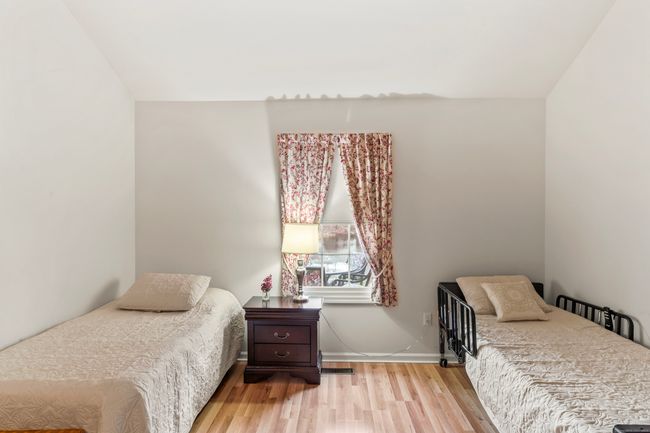 11 - 11 Saint George Pl, Condo with 2 bedrooms, 2 bathrooms and null parking in Sandy Hook CT | Image 26