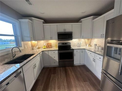 2805 Robbie Lane, Sedalia, MO, 65301 | Card Image