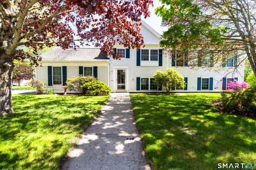 226 Noank Ledyard Rd, Mystic, CT, 06355-1526 | Card Image