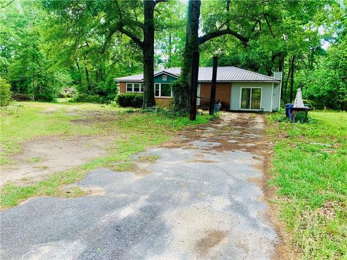 3705 Confederate Dr, Macon, GA, 31211-7139 | Card Image