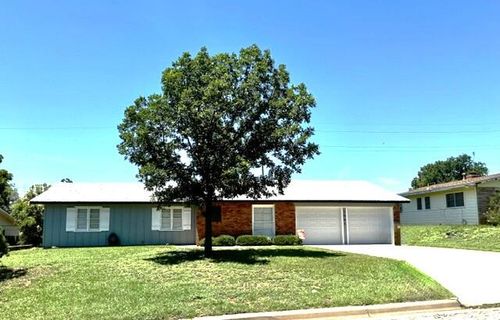 1941 Saint Marys St, San Angelo, TX, 76904-4923 | Card Image