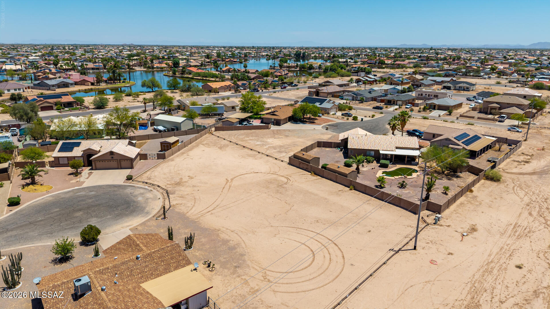 Land in Arizona City