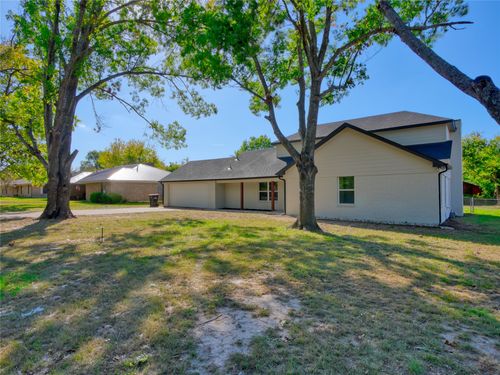 730 41st St Sw, Paris, TX, 75460-5206 | Card Image