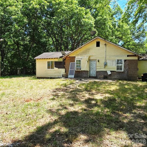 887 Okeewemee Star Rd, Star, NC, 27356-7549 | Card Image