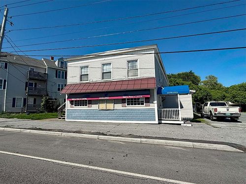 86 Strongs Ave, Rutland, VT, 05701-4442 | Card Image