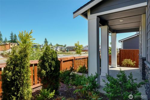 5132 87th Ave Ne, Marysville, WA, 98270-7022 | Card Image